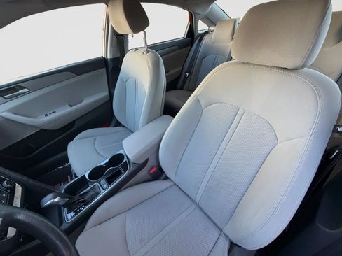 Used 2019 Hyundai Sonata SE FWD image 13