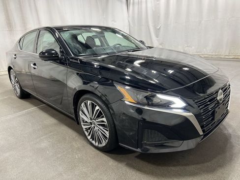 Used 2023 Nissan Altima 2.5 SL image 6