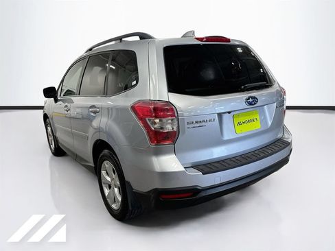Used 2016 Subaru Forester 2.5i Premium AWD/4WD image 7