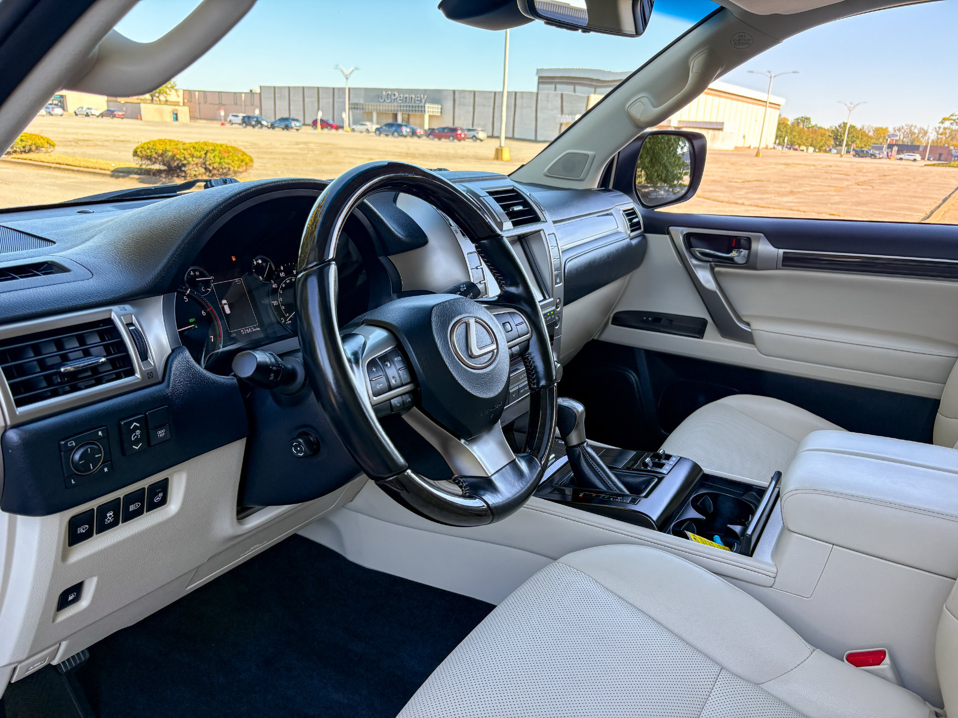 Used 2021 Lexus GX 460 Premium w/ Premium Package AWD/4WD image 11