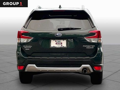 Used 2023 Subaru Forester Touring AWD/4WD image 5