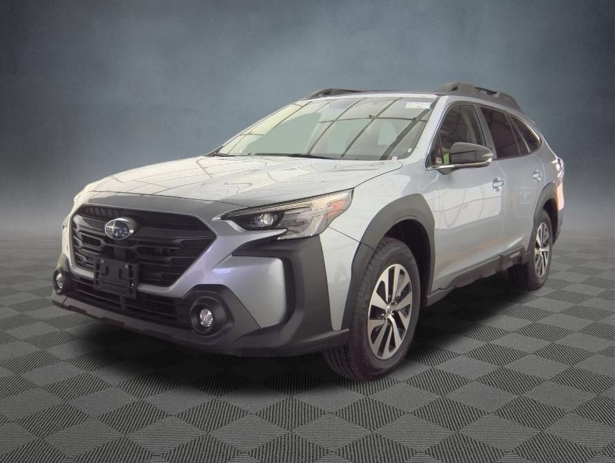 Used 2025 Subaru Outback Premium AWD/4WD image 2