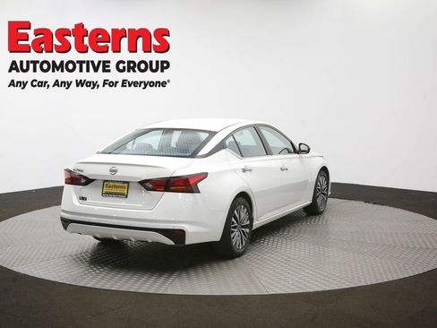 Used 2025 Nissan Altima 2.5 SV image 39