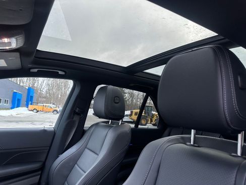 Used 2024 Mercedes-Benz GLE 350 4MATIC image 14