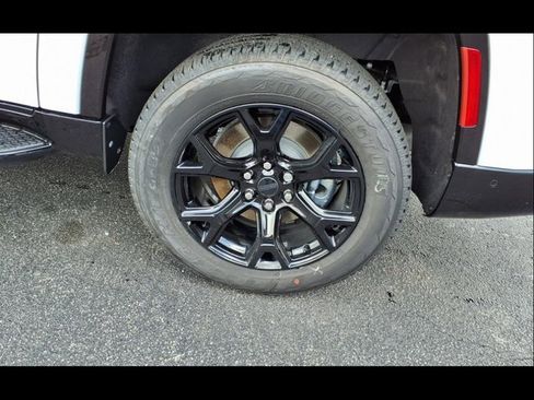 New 2025 Jeep Wagoneer L Series II w/ Convenience Group I image 4