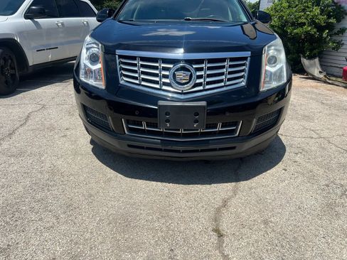 Used 2014 Cadillac SRX Luxury AWD/4WD image 3