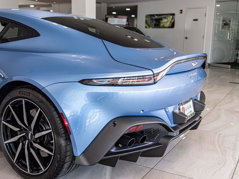 Used 2020 Aston Martin V8 Vantage Coupe RWD image 14