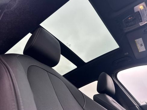 Used 2018 BMW X1 xDrive28i AWD/4WD image 18