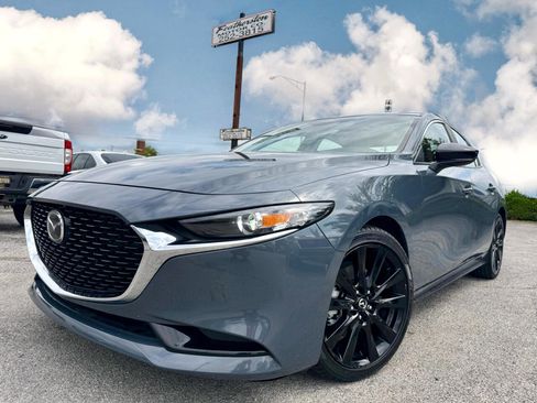 Used 2024 MAZDA MAZDA3 s image 4