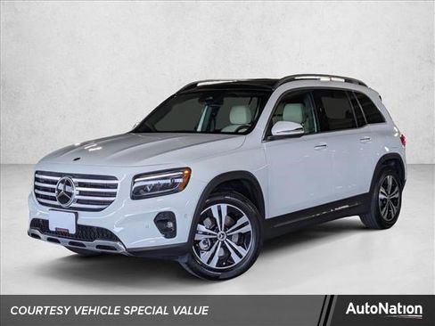 Certified 2025 Mercedes-Benz GLB 250 4MATIC image 1