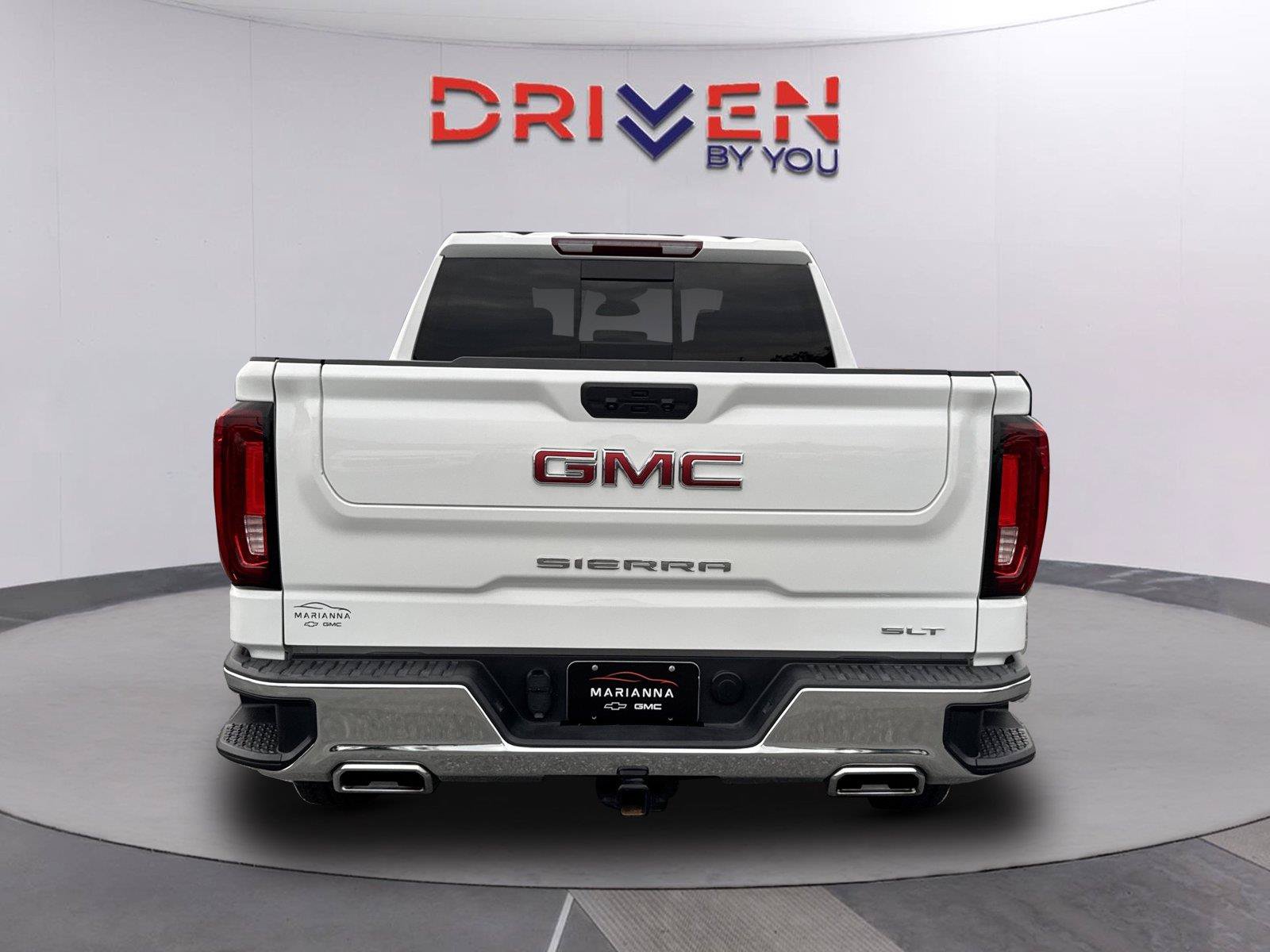 Used 2024 GMC Sierra 1500 SLT w/ SLT Premium Package AWD/4WD image 5