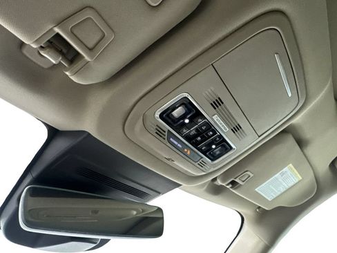 Used 2025 Lincoln Nautilus Reserve AWD/4WD image 76