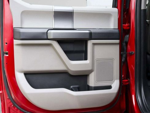 Used 2016 Ford F150 XLT w/ Equipment Group 302A Luxury image 25