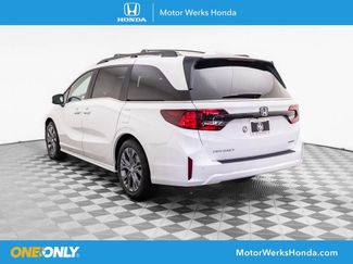 New 2026 Honda Odyssey Touring video 3