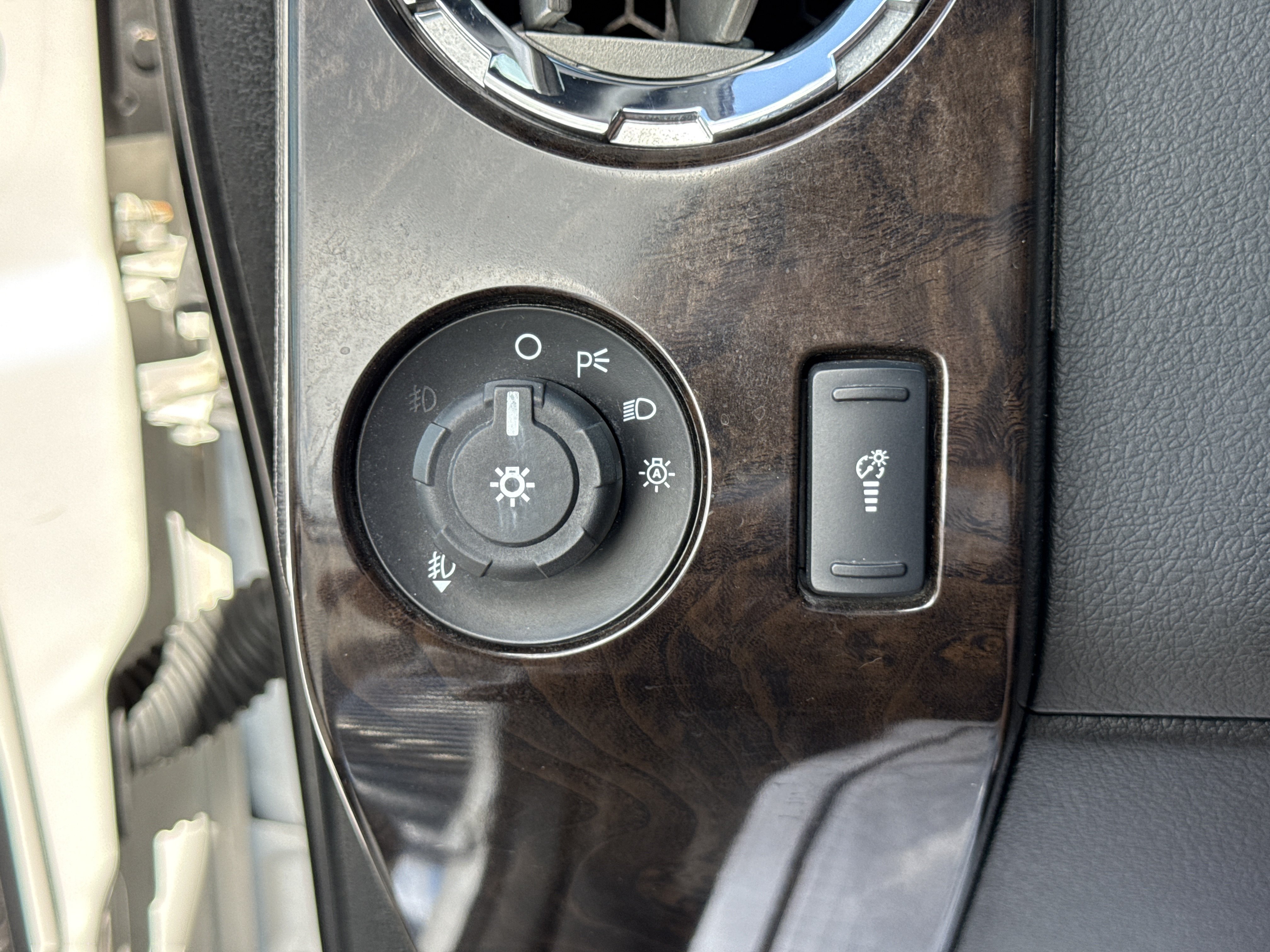 Used 2015 Ford F250 Platinum AWD/4WD image 29