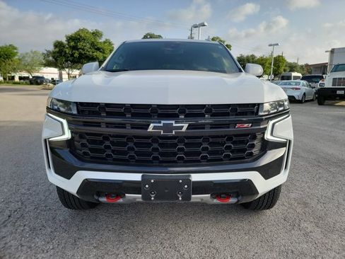 Used 2024 Chevrolet Tahoe Z71 AWD/4WD image 2