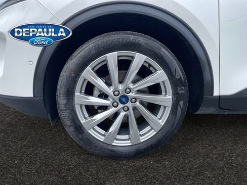 Used 2022 Ford Escape Titanium w/ Titanium Elite Package AWD/4WD image 18