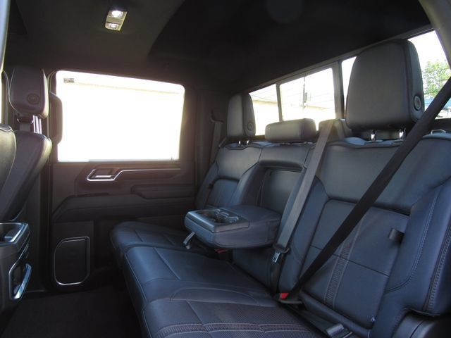 Used 2025 Chevrolet Silverado 3500 High Country w/ High Country Premium Package AWD/4WD image 21