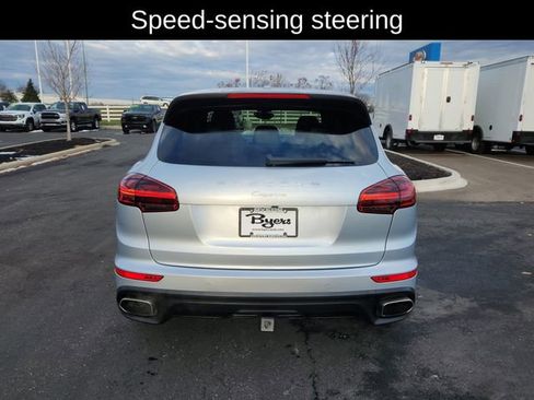 Used 2018 Porsche Cayenne Platinum Edition image 7