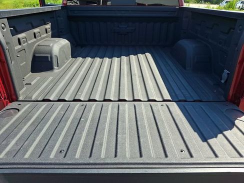 Used 2023 Chevrolet Silverado 1500 LT AWD/4WD image 28