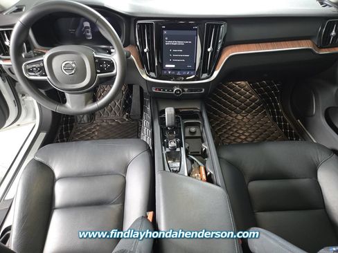 Used 2024 Volvo S60 B5 Plus w/ Climate Package FWD image 17