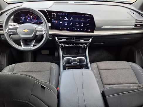 Used 2024 Chevrolet Traverse LT FWD image 10