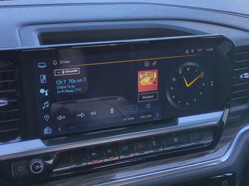 Used 2023 Chevrolet Silverado 1500 RST image 13