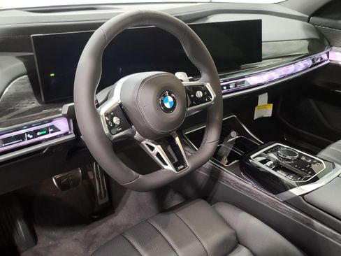 New 2026 BMW 760i xDrive AWD/4WD image 13