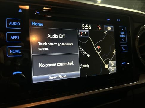 Used 2018 Toyota Tacoma TRD Off-Road image 13