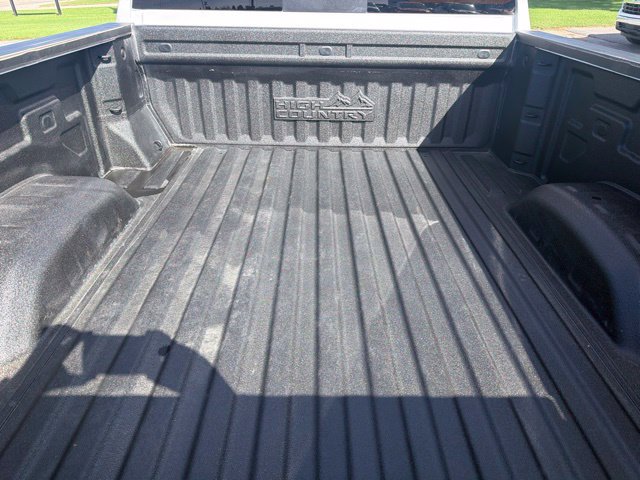 Certified 2021 Chevrolet Silverado 2500 High Country w/ Technology Package AWD/4WD image 8