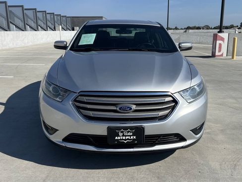 Used 2014 Ford Taurus SEL w/ Equipment Group 201A FWD image 8
