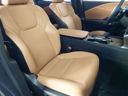 Used 2024 Lexus RX 350h image 10