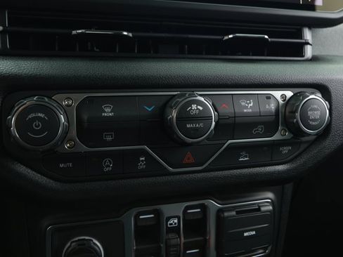 New 2026 Jeep Wrangler Sport S AWD/4WD image 18