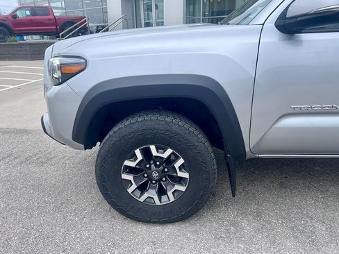 Used 2023 Toyota Tacoma TRD Off-Road AWD/4WD image 29