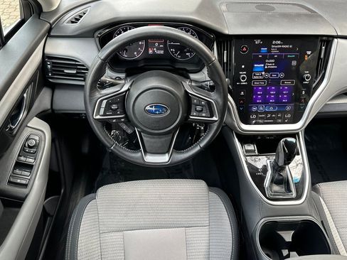 Used 2022 Subaru Outback Premium image 13