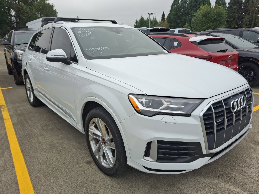 Used 2021 Audi Q7 2.0T Premium w/ Convenience Package AWD/4WD image 3