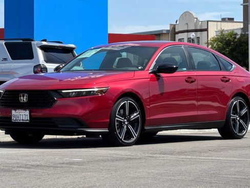 Certified 2025 Honda Accord Sport image 8