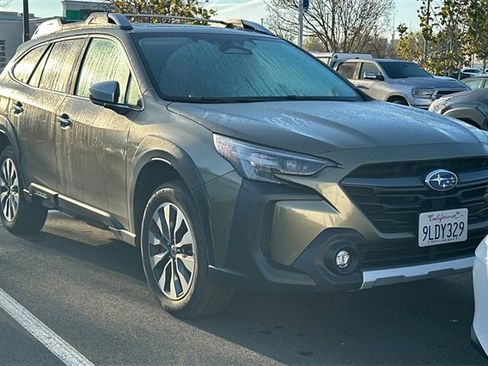 Used 2023 Subaru Outback Touring XT image 2