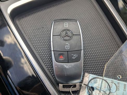 Used 2025 Mercedes-Benz CLA 250 image 27