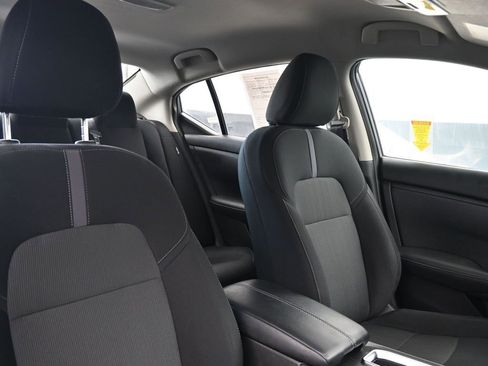 Used 2024 Nissan Sentra SV image 11