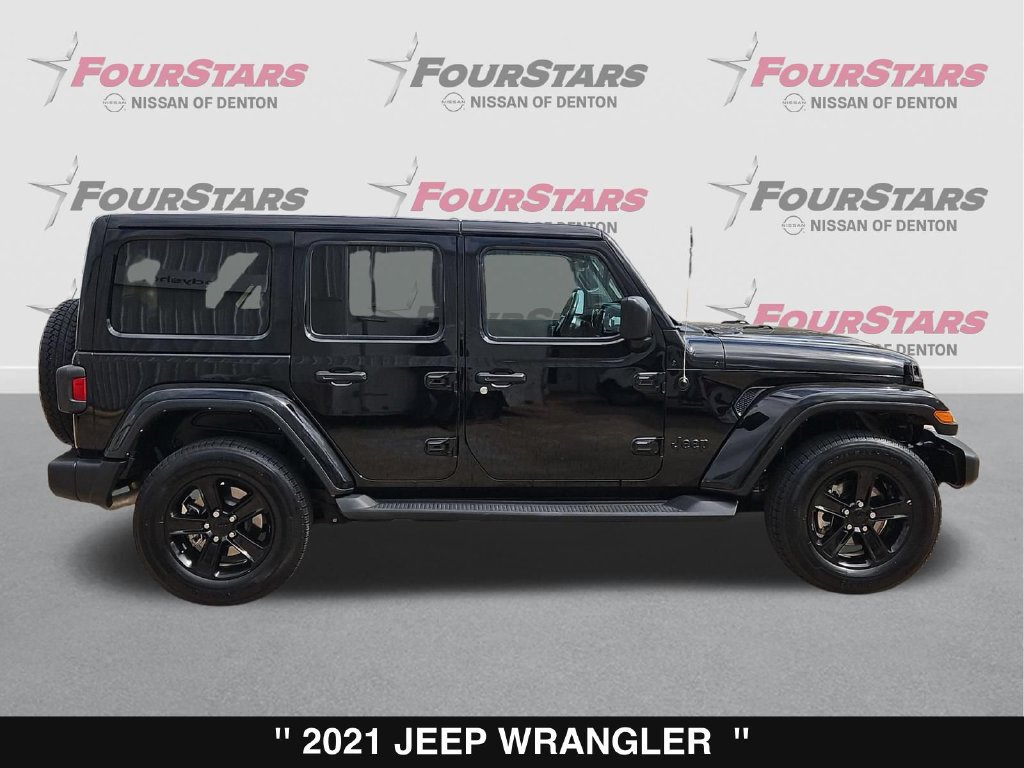 Used 2021 Jeep Wrangler Unlimited Sahara AWD/4WD image 3