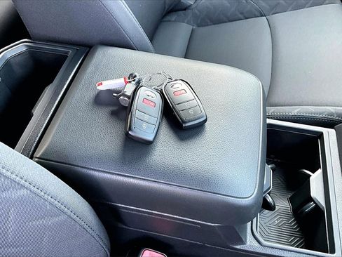 Used 2025 Toyota Tacoma SR image 16