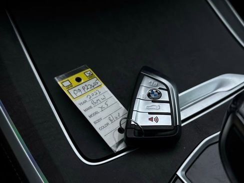 Used 2023 BMW X5 xDrive45e w/ Executive Package image 43
