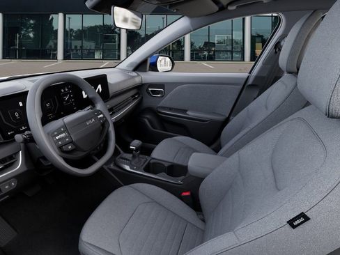 New 2025 Kia K4 EX image 19