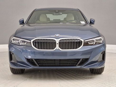 New 2026 BMW 330i Sedan w/ Premium Package image 4