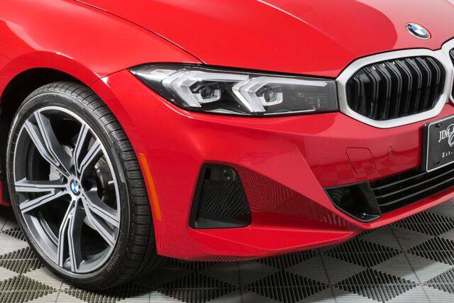 Used 2024 BMW 330i Sedan w/ Convenience Package RWD image 36