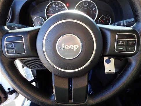 Used 2016 Jeep Wrangler Unlimited Sport w/ Max Tow Package AWD/4WD image 11