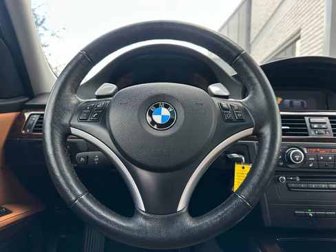 Used 2010 BMW 335d Sedan image 26