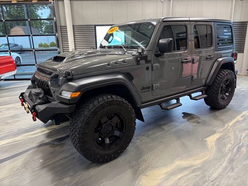 Used 2021 Jeep Wrangler Unlimited Sport AWD/4WD image 35