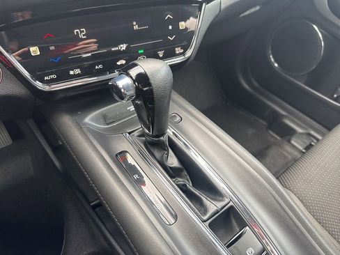 Used 2020 Honda HR-V EX image 34